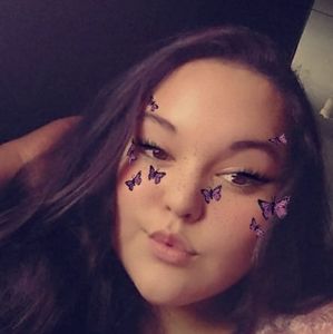 Meet your Posher, Adriana